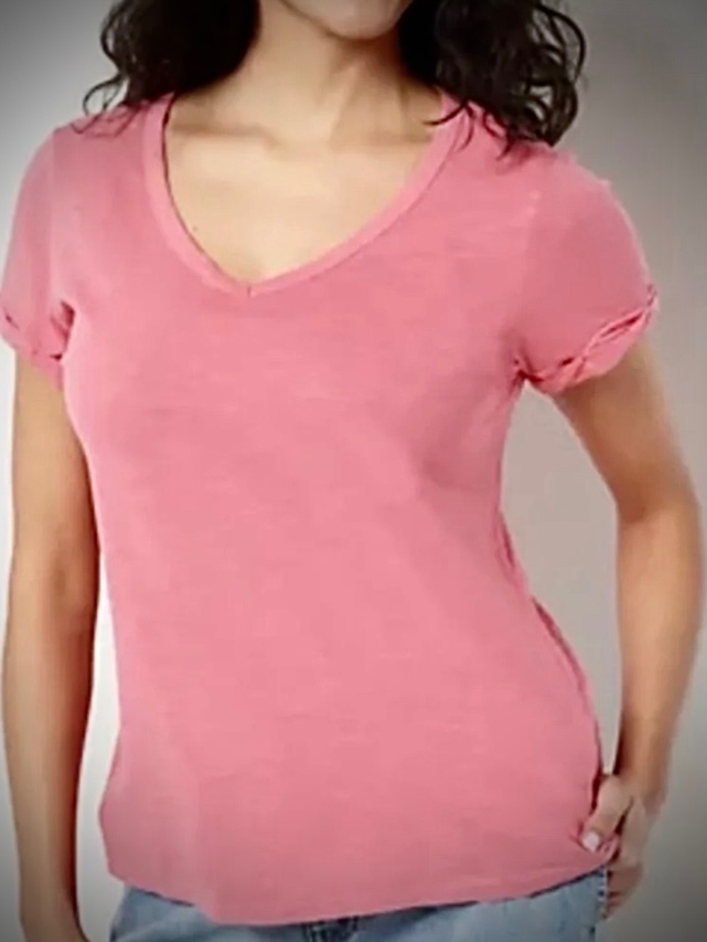 New Women’s V-Neck Tee Tacked Rolled Sleeves Candace Cameron Bure Blush Red XXS